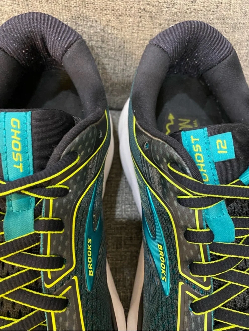 Brooks Ghost 12 Running Shoes Men’s Size 8